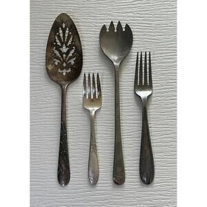 Assorted \ Lot of 4 - vintage silverware cutlery forks spoons